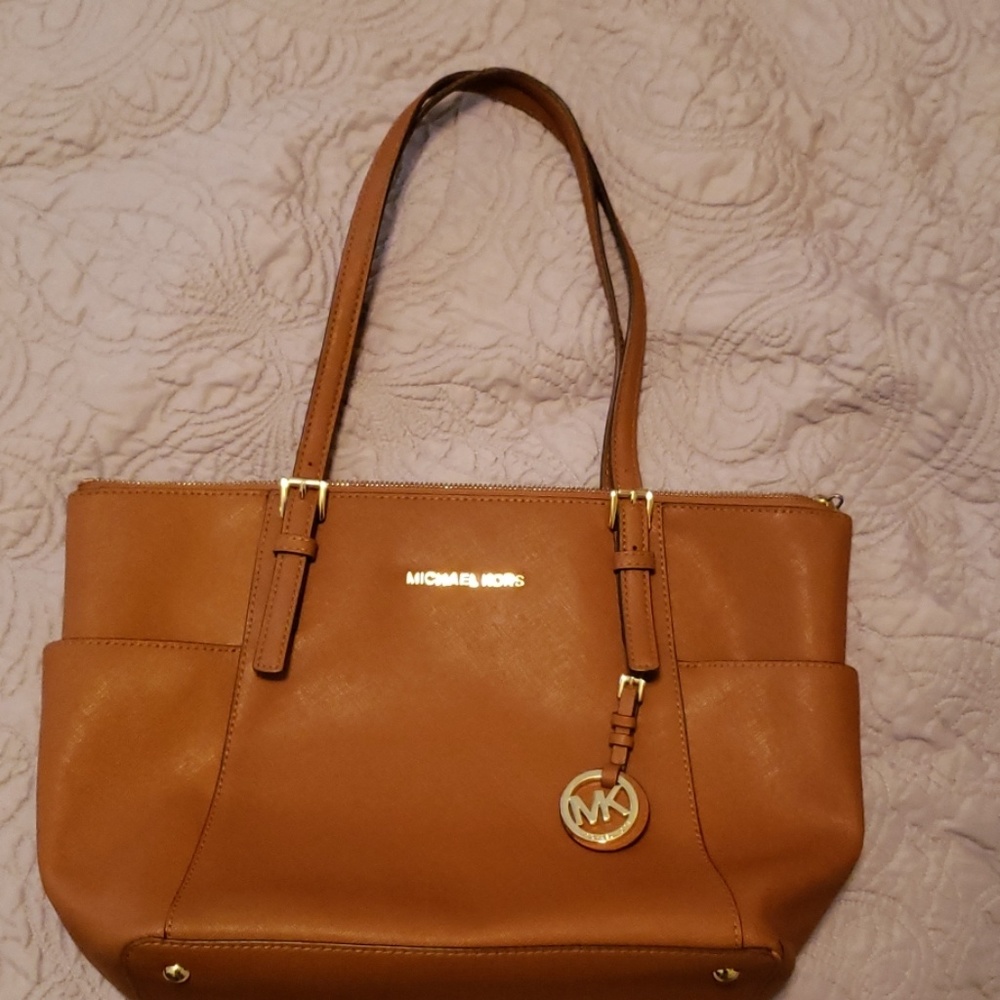 Michael Kors Luggage Tan Tote Medium size